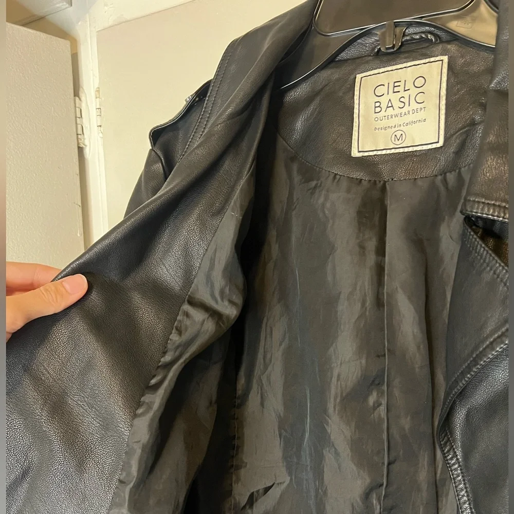 Cielo Basic - Black Faux Leather Biker Jacket - Picture 3 of 6